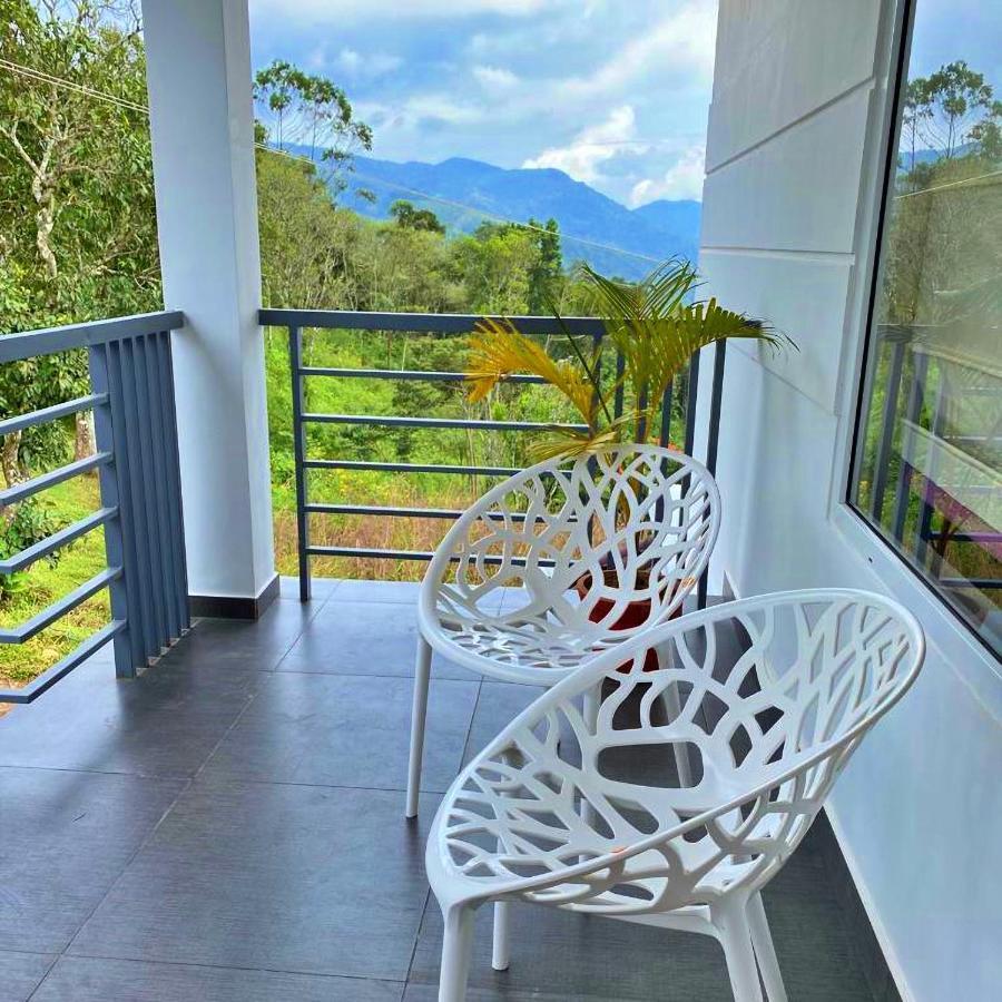The Windy Mist Resort Munnar Chinnakanal Exterior foto